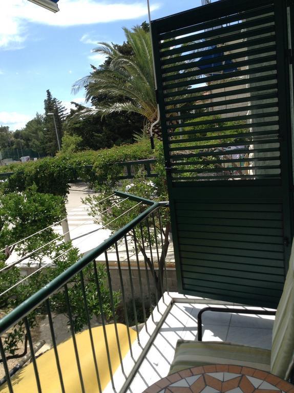 Apartment Afrika Makarska Rum bild