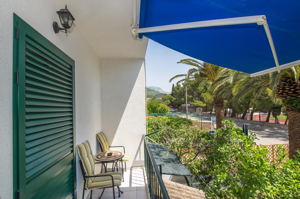 Apartment Afrika Makarska Exteriör bild
